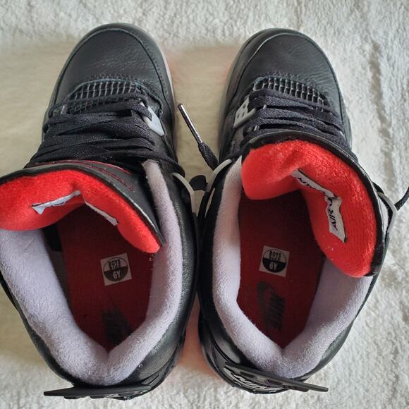 Nike Air Jordan 4 Retro (GS) - Picture 4 of 7